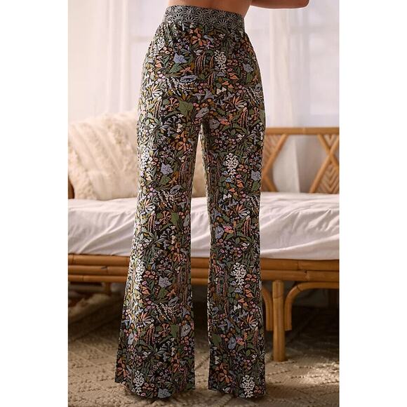 By Anthropologie Printed Pants Flare Leg Lounge Stretch Pull On Women's Medium - Picture 15 of 15
